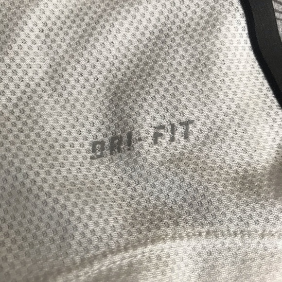 White Nike Athletic Tee (Men’s L) - Picture 3 of 6